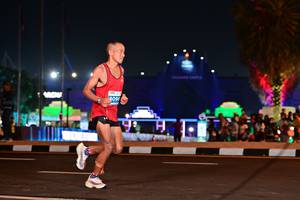 BIB: 4095
                            <button type="button" onclick="openModal(15052883)" class="btn btn-primary btn-sm float-right btn-popup" data-toggle="modal" data-target=".modal-high-quality">
                        <i class="fas fa-shopping-cart"></i> Add to Cart
                    </button>
                                            <button type="button" onclick="isThisMe(15052883, true)" class="btn btn-success btn-sm float-right btn-popup btn-isme hidden" data-toggle="tooltip" data-placement="bottom" title="นี่คือรูปของคุณใช่ไหม คลิกที่นี่เพื่อเอาเข้าอัลบั้ม">
                        <i class="fas fa-plus"></i> Add to album
                    </button>
                    <button type="button" onclick="isThisMe(15052883, false)" class="btn btn-warning btn-sm float-right btn-popup btn-isnotme hidden">
                        <i class="fas fa-ban"></i> Remove from album
                    </button>